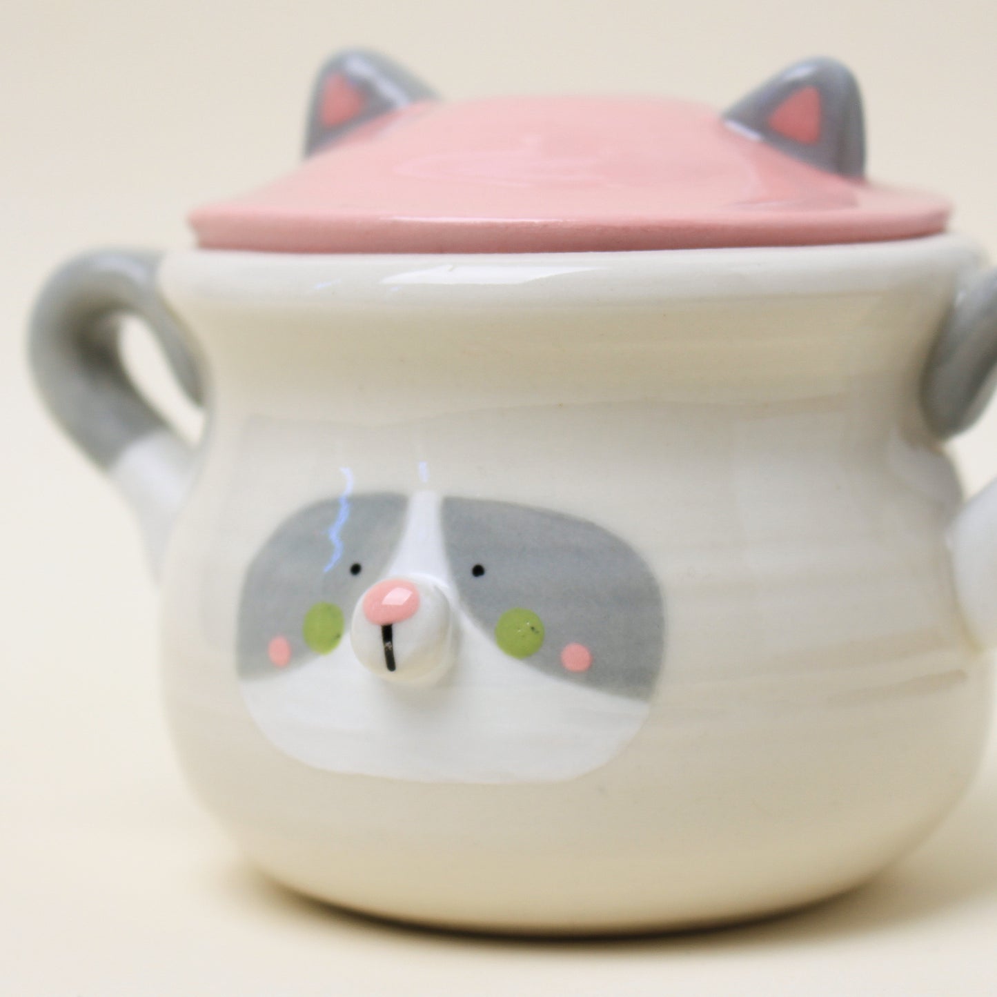 MUNCHIE KITTY - CERAMIC CUP