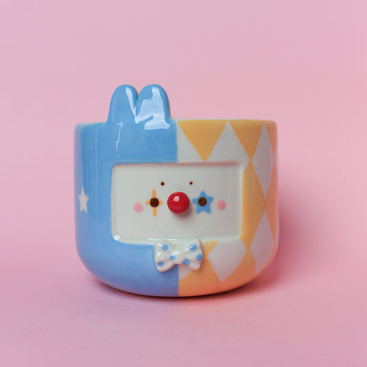 BUNNY CLOWN BOWL/PLANTER #1