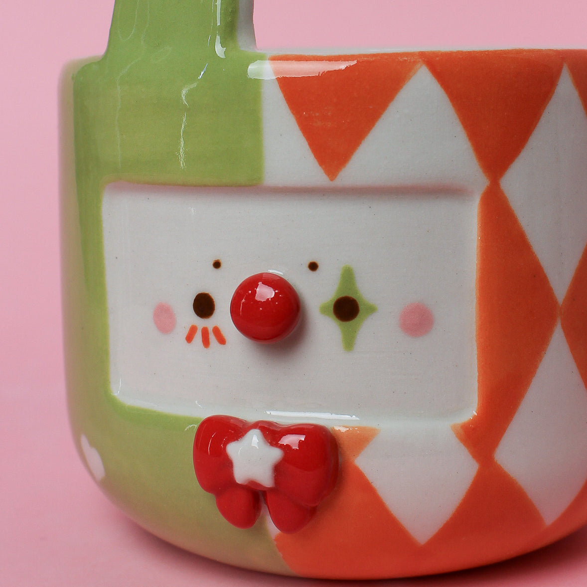 BUNNY CLOWN BOWL/PLANTER #7