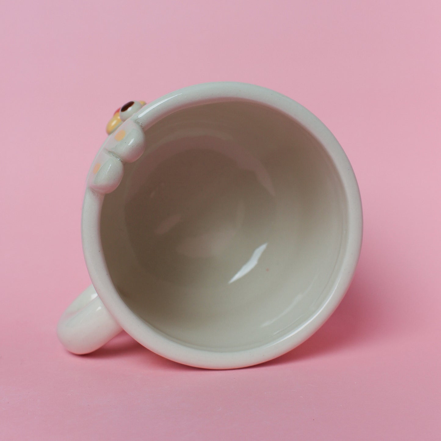 WHITE/YELLOW BUNNY MUG #35