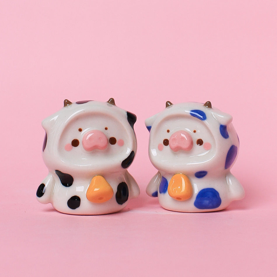 COW AND PIG DESK MATE