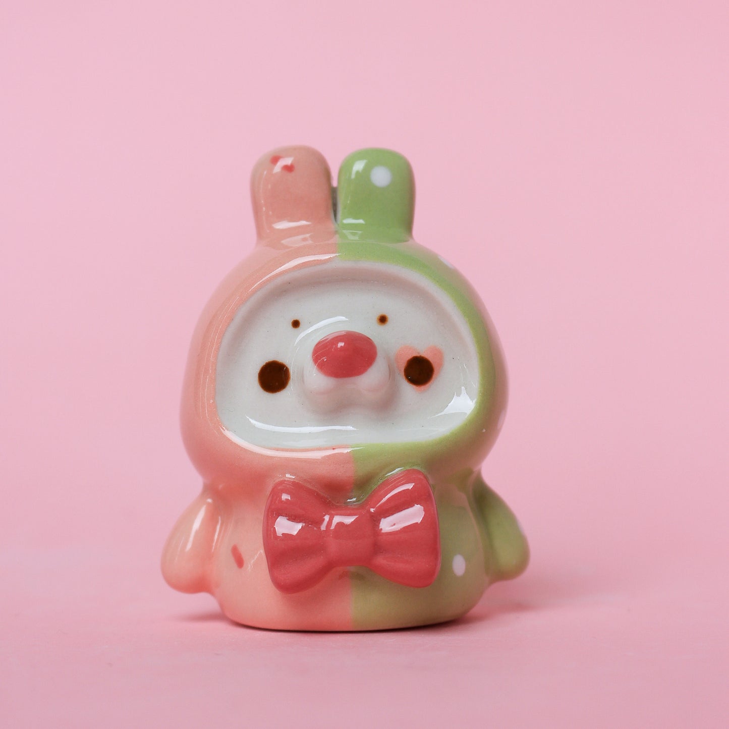 CLOWN BUNNY DESK MATE