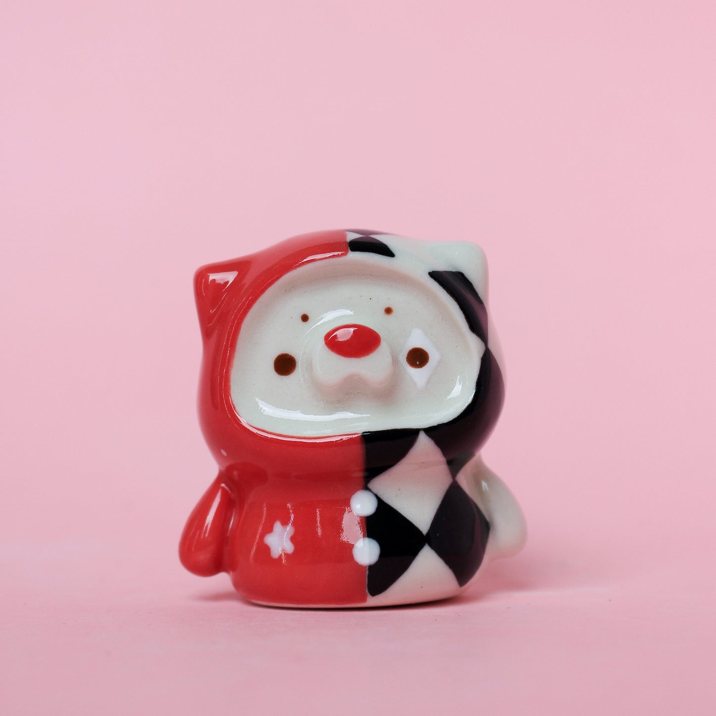 CLOWN KITTY DESK MATE