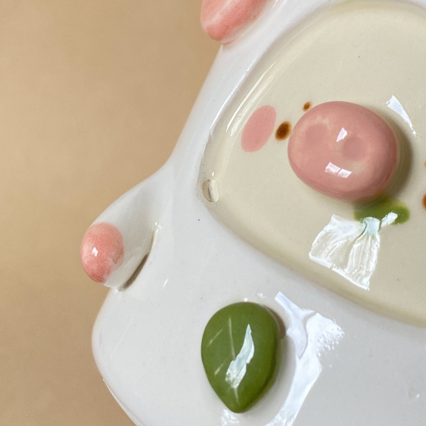 PINK BOF - COW PLANTER WITH DRAINAGE HOLE